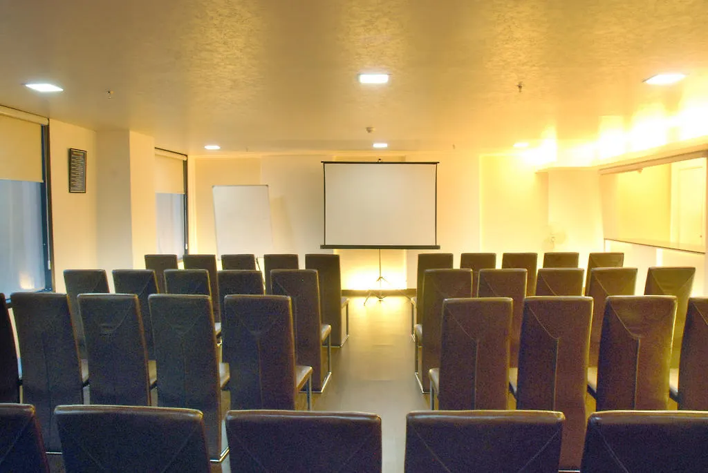 Hotel Orbit Chandīgarh 2*,