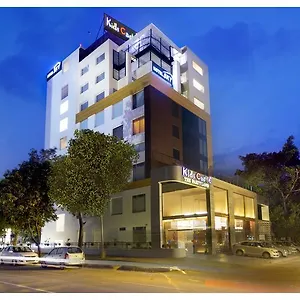 Hotel Sky, Chandīgarh